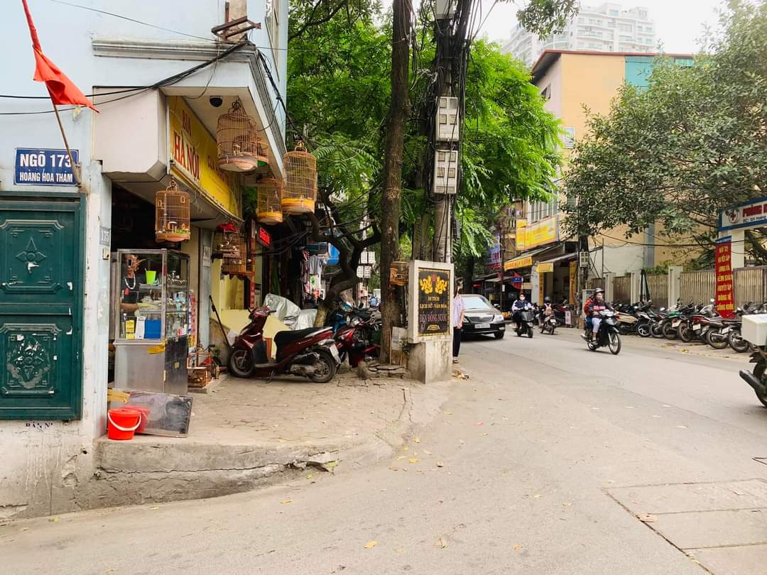 BÁN NHÀ HOÀNG HOA THÁM, QUẬN BA ĐÌNH,DT30M2×3T,MT4.4M,GIÁ 5.6TỶ, NGÕ THÔNG KINH DOANH,Ô TÔ ĐỖ CỬA