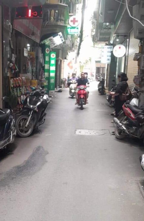 NHÀ MẶT NGÕ THÁI THỊNH. KD. LÔ GÓC. 54M. 5TẦNG. MT 5.7M. 8.1 TỶ.ĐANG CẦN BÁN. ĐỐNG ĐA.