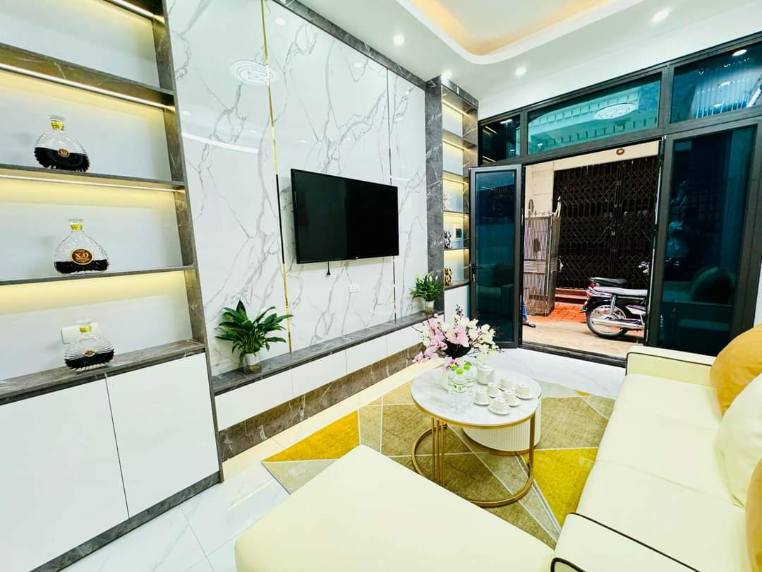 Bán nhà Thanh Nhàn, Hai Bà Trưng 30m x 4 Tầng, Giá 4.15 tỷ.Nhà hiếm mới,ngõ thông rộng đẹp, ở ngay