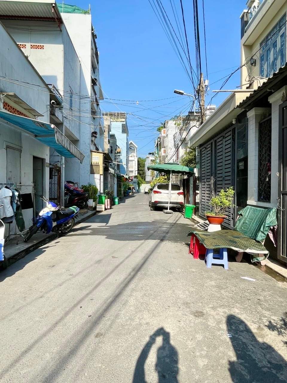 bán nhà hẻm xe như hình hơi gần 70m2 - 3T - Thới An Quận 12 chỉ hơn 4 tỷ