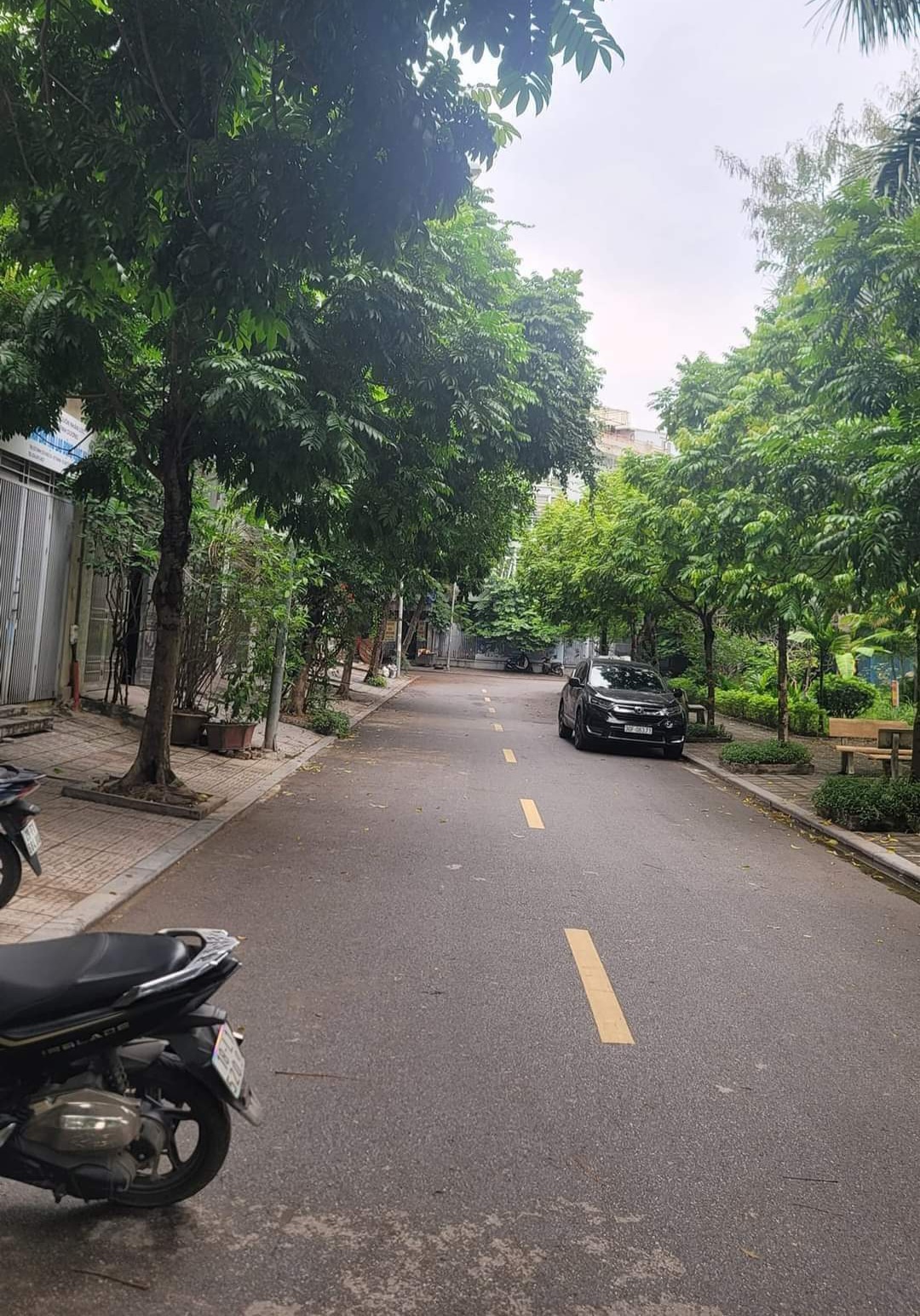 NHÀ KĐT. VĂN PHÚ.2 THOÁNG. 90M. 4TẦNG. MT 4.5 M. 14.5 TỶ. ĐANG CẦN BÁN. HÀ ĐÔNG.