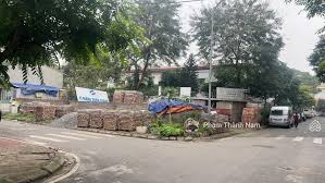 Bán 91m2 đất phân lô, mặt phố Phúc Hoa, Phú Thượng , Tây Hồ giá 19,3 tỷ