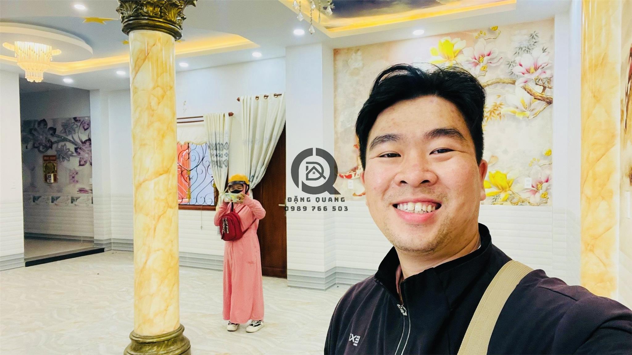 +1 Bán nhà Đường Lê Thị Hoa - BIỆT THỰ HOÀNG GIA - Nội thất Gỗ Đỏ - HẠ CHỈ CÒN 5,8 TỶ - 0989766503