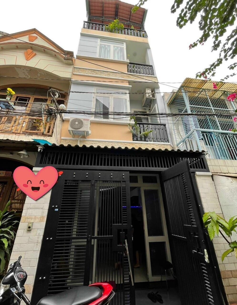Nhà 4 Tầng nội thất ĐẸP, khu kinh doanh cực sầm uất, không qui hoạch Quận 8