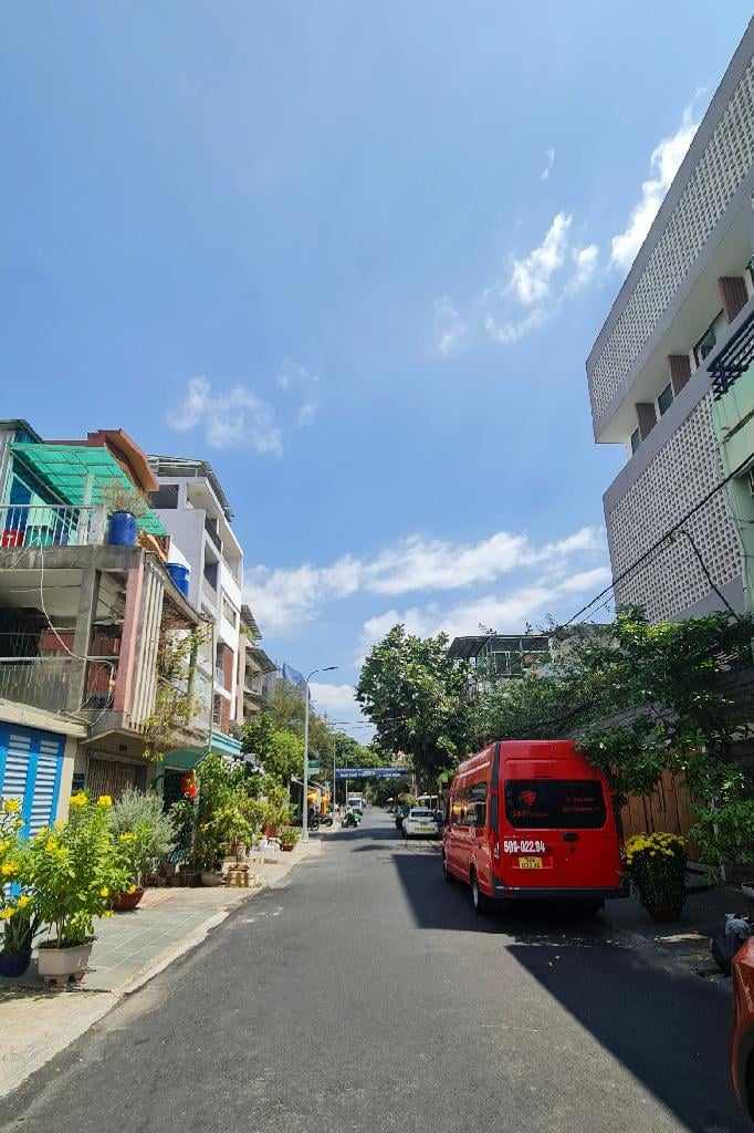 MẶT TIỀN KHU PHÂN LÔ BA VÌ ĐỒNG NAI -DIỆN TÍCH LỚN 100M2