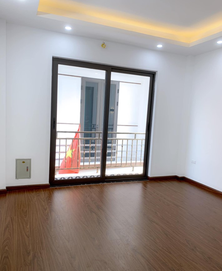 Bán nhà 4 Tầng TT Ngũ hiệp Thanh Trì, giá 3.x tỷ