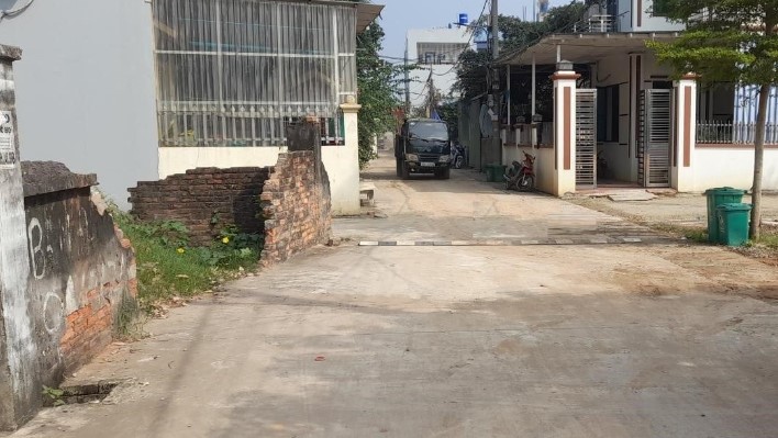 Bán 90m đất Trục chính Xuân Lê Khánh Hà, gần ngay ga ngọc hồi giá chỉ 57tr/m2