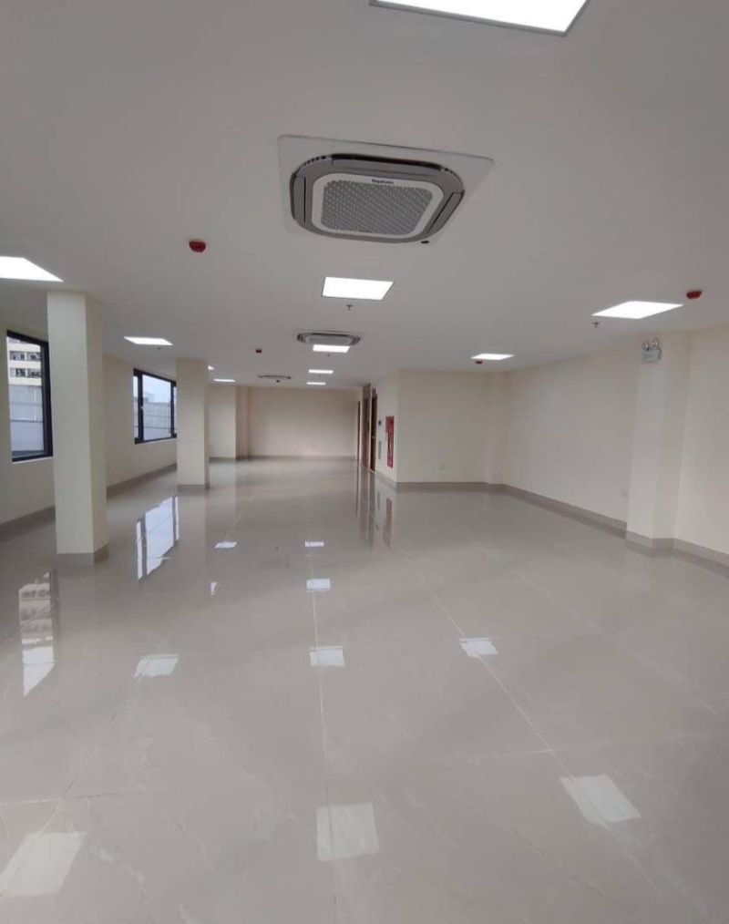 Cho Thuê nhà MP Phạm Văn Đồng, BTL, 145m- 7T- Lô góc 158tr