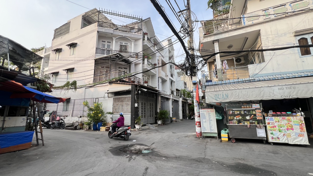 Hẻm 5m Quang Trung Sát Chợ Cầu Phường 14 Quận Gò Vấp Ngang 4,4 dài 15m 4 tầng 6,5 tỷ ( bớt lọc )