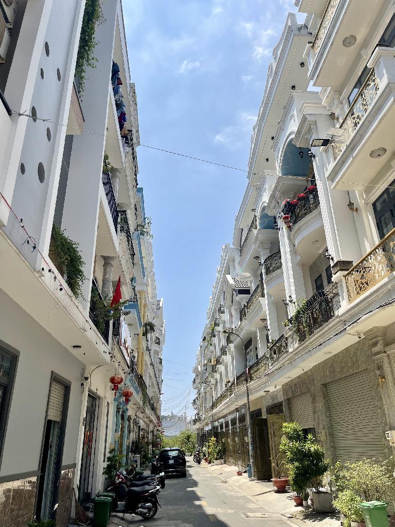 Bán nhà siêu đẹp đường Liên Khu 4-5, Bình Tân, ,50m2, 4tầng, hẻm xe tải sạch sẽ, 5 tỷ
