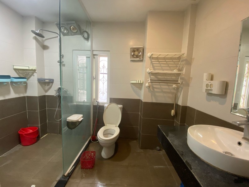 Bán nhà đẹp ở luôn Tây Sơn 37m2 x 5 tầng, mt 5,5m, ngõ thông tứ tung, 5 tỷ