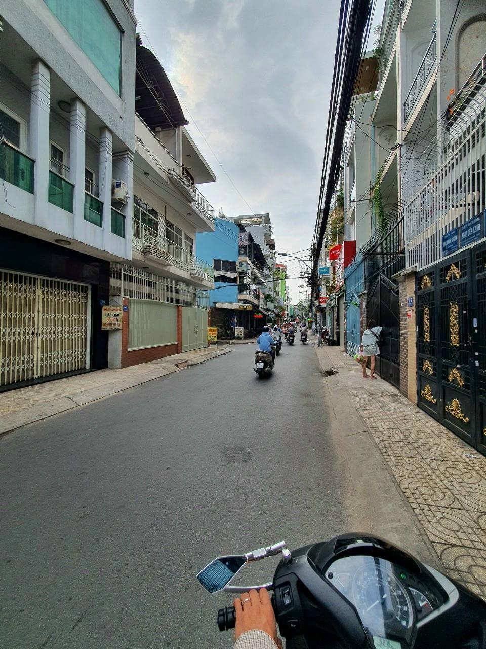 Sở Hữu 81.9m2 hẻm Ô tô Phan Văn Hớn Quận 12 chỉ 4.95 tỷ