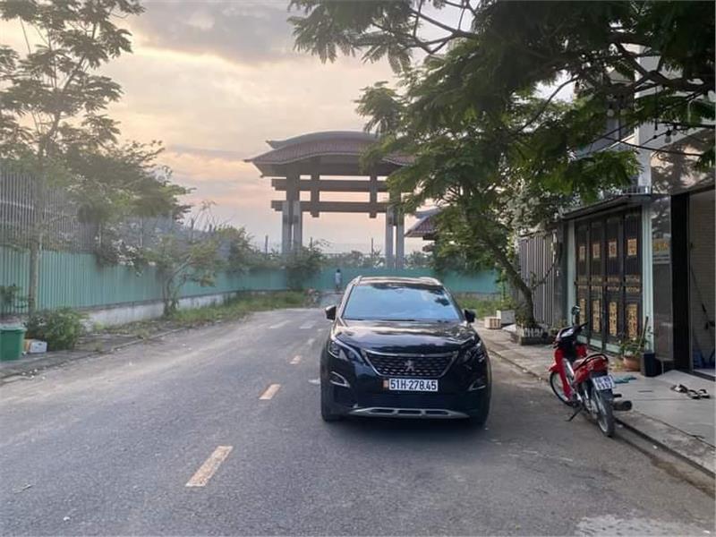 Gấp Bán Nhà riêng Gần Chợ Linh Trung, Thủ Đức, HXH,DT 64M2, 3 TẦNG, Gía Nhỉnh 4,5 Tỷ