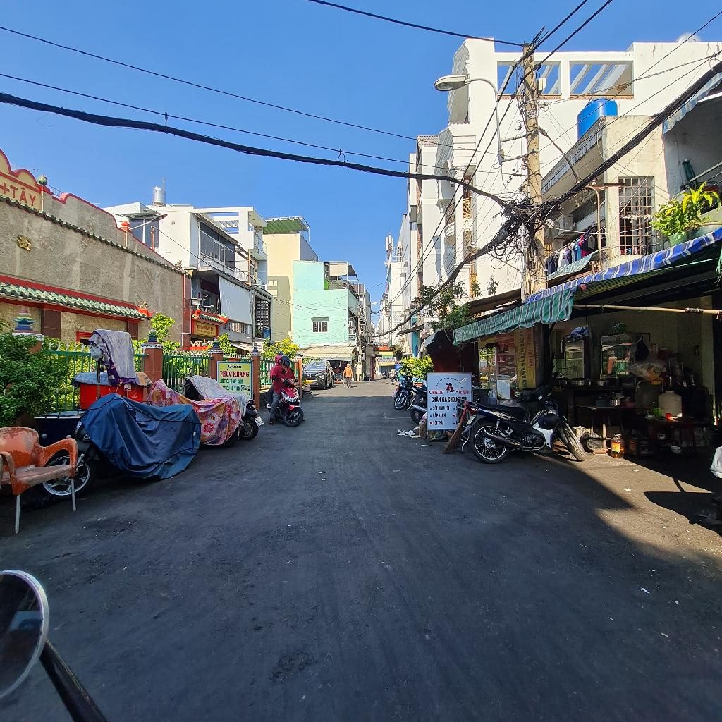 Bán nhà quận 6, đường Mai Xuân Thưởng, 65m2, 5 tầng, hẻm xe hơi, 8.2 tỷ