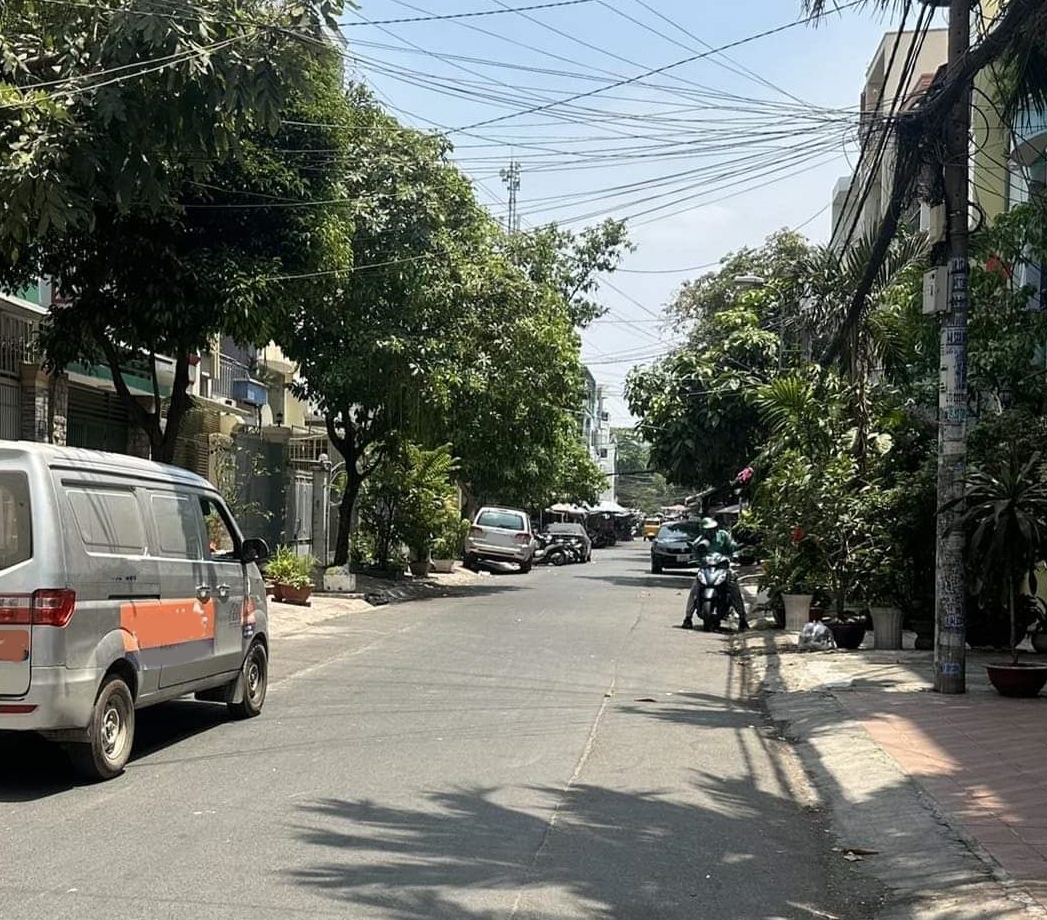 Bán nhà MT Chu Văn An, P.26, Q.Bình Thạnh, DT: 4x18, 4 tầng,CHỈ 11.9tỷ