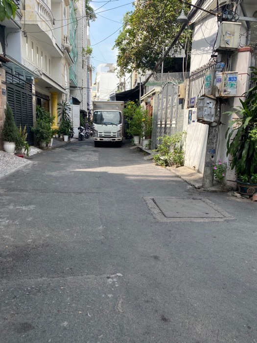 Bán nhà quận 10, đường Tô Hiến Thành, 50m2, hẻm xe hơi, 6.75 tỷ