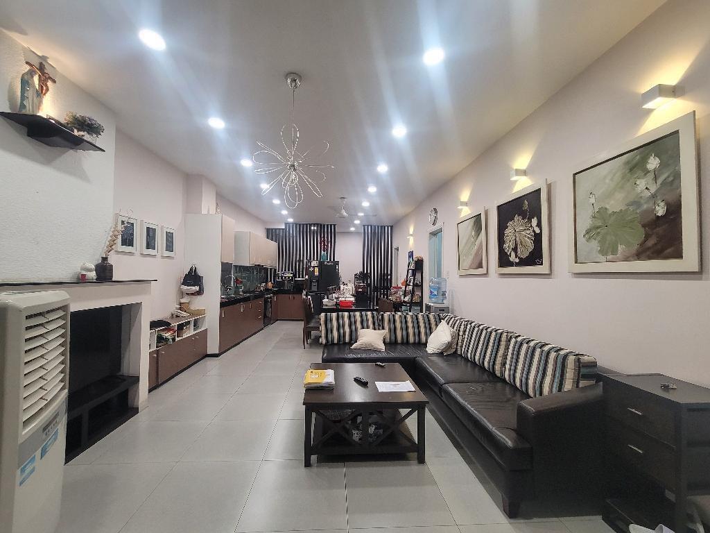 Chủ Bán Gấp Nhà Riêng Kế Bên Giga Mall, Phạm Văn Đồng, Thủ Đức HXH, DT 4x21m, Giá Nhỉnh 6 Tỷ