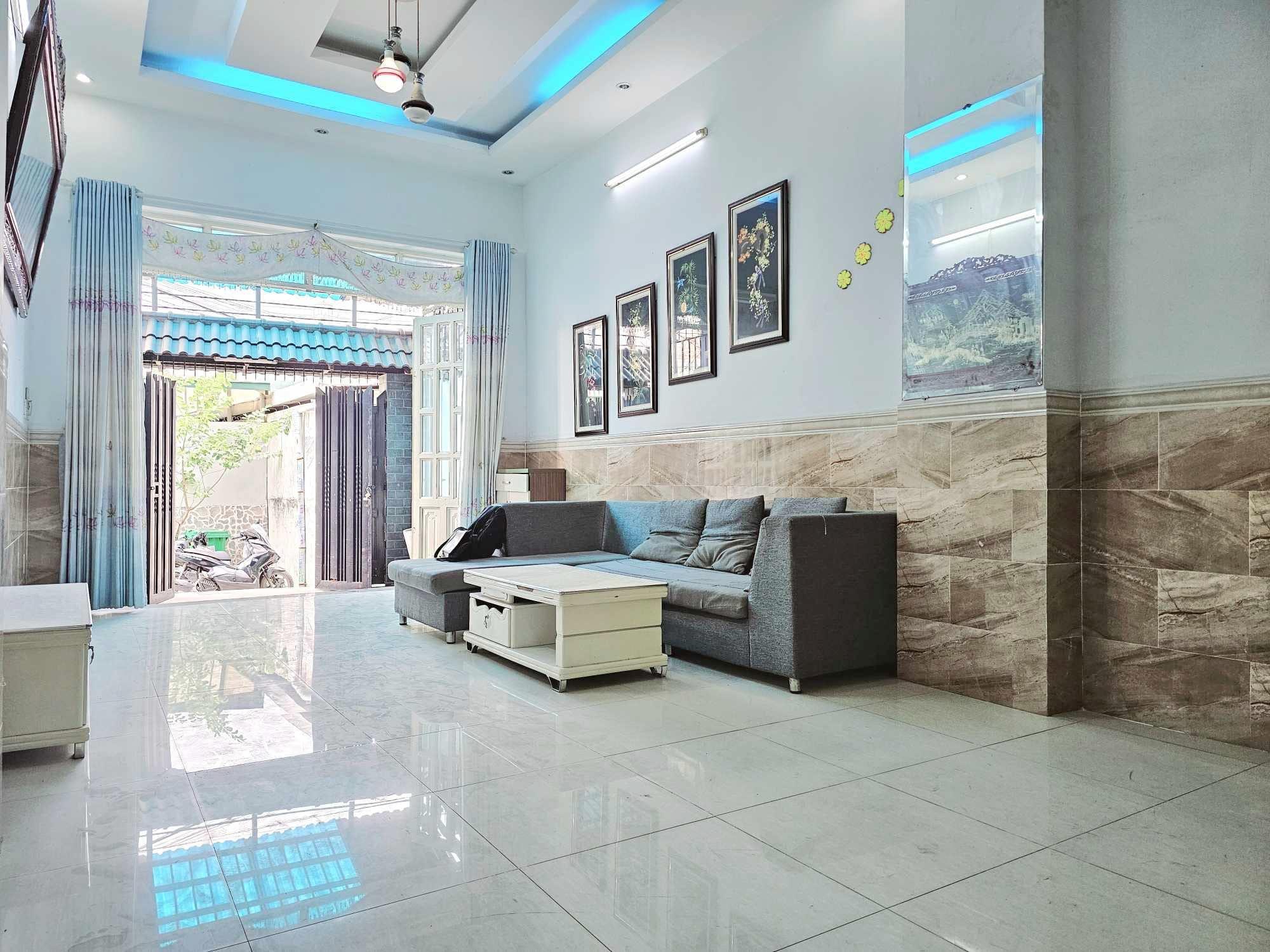 DT 68m2, Xe Hơi Tránh, Chính Chủ Hoàn Công, Giá Nhĩnh 4 Tỷ, Bán Nhà Có Sổ Hồng Đường Lê Văn Chí