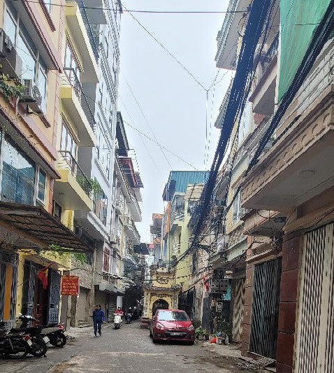 BÁN NHÀ CHÍNH CHỦ Q. HOÀNG MAI GAMUDA ĐẲNG CẤP ĐÁNG SỐNG. 33M 5 TẦNG, PHÂN LÔ - Ô TÔ ĐỖ CỬA 24/24. ĐỂ XE LUÔN SƯỜN NHÀ.