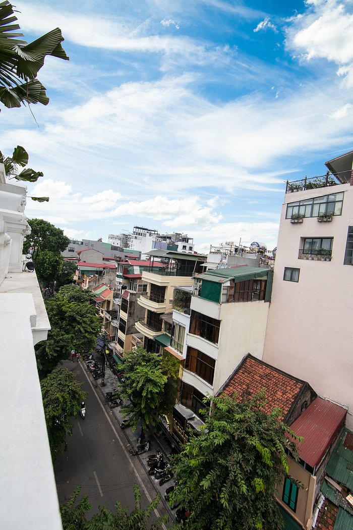 Khách Sạn Mặt Phố Hàng bè 110M2 4 Tầng 12 Phòng Mặt Tiền 5M 89 Tỷ - Gần Hồ