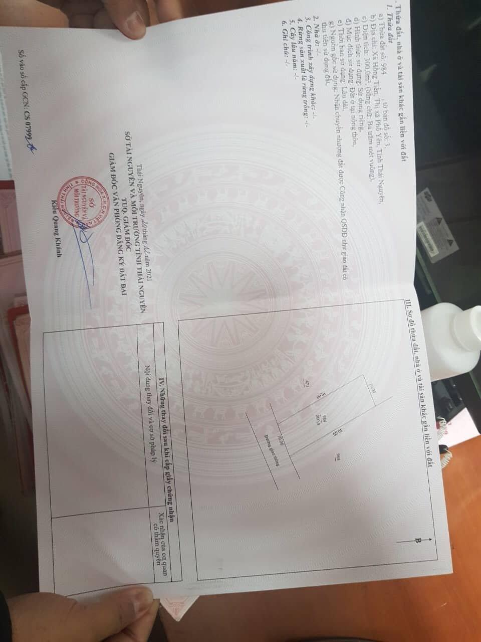 CỰC HIẾM : BÁN ĐÂT HỒNG TIẾN Phổ Yên 300m full TC vuông vắn mt 10m bám mặt đường to cách ql3 300m cách đường 266 100m