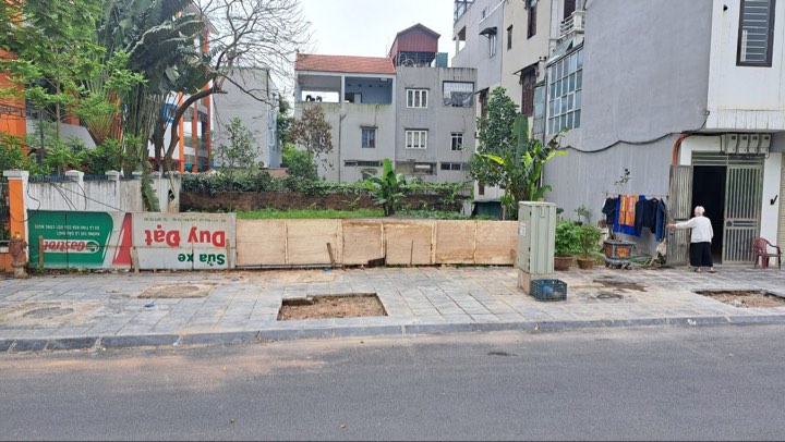 Cần bán 230m ĐẤT,mặt đê Phúc Lợi ,long Biên,MT 12m nhỉnh 29 TỶ phù hợp xây Biệt Thự,nhà dòng tiền