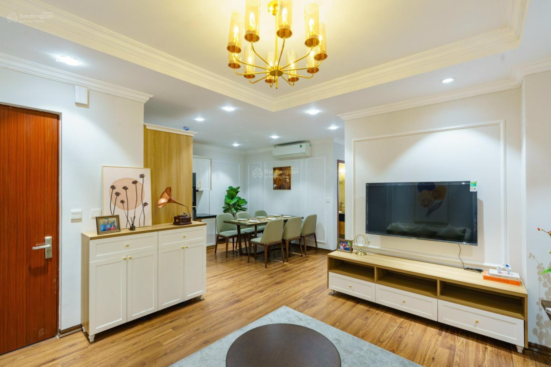 Cần bán nhanh căn hộ 3PN, view thoáng, các phòng nhiều ánh sáng, giá " tốt" nhất trong các căn 85m2 - Liên hệ Thủy ngay