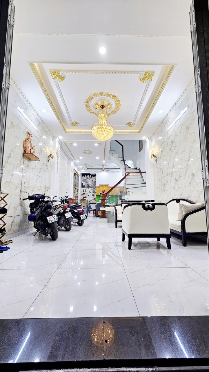 Bán Nhà Khu Phân Lô Linh Đông 4 Tầng Hoàn Công Giá 6,6Ty