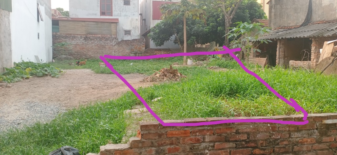 CC cần tiền bán gấp lô đất 83m2, lh 0981298423 (Ib Zalo)., TT Chúc Sơn, Giá 1. x tỷ