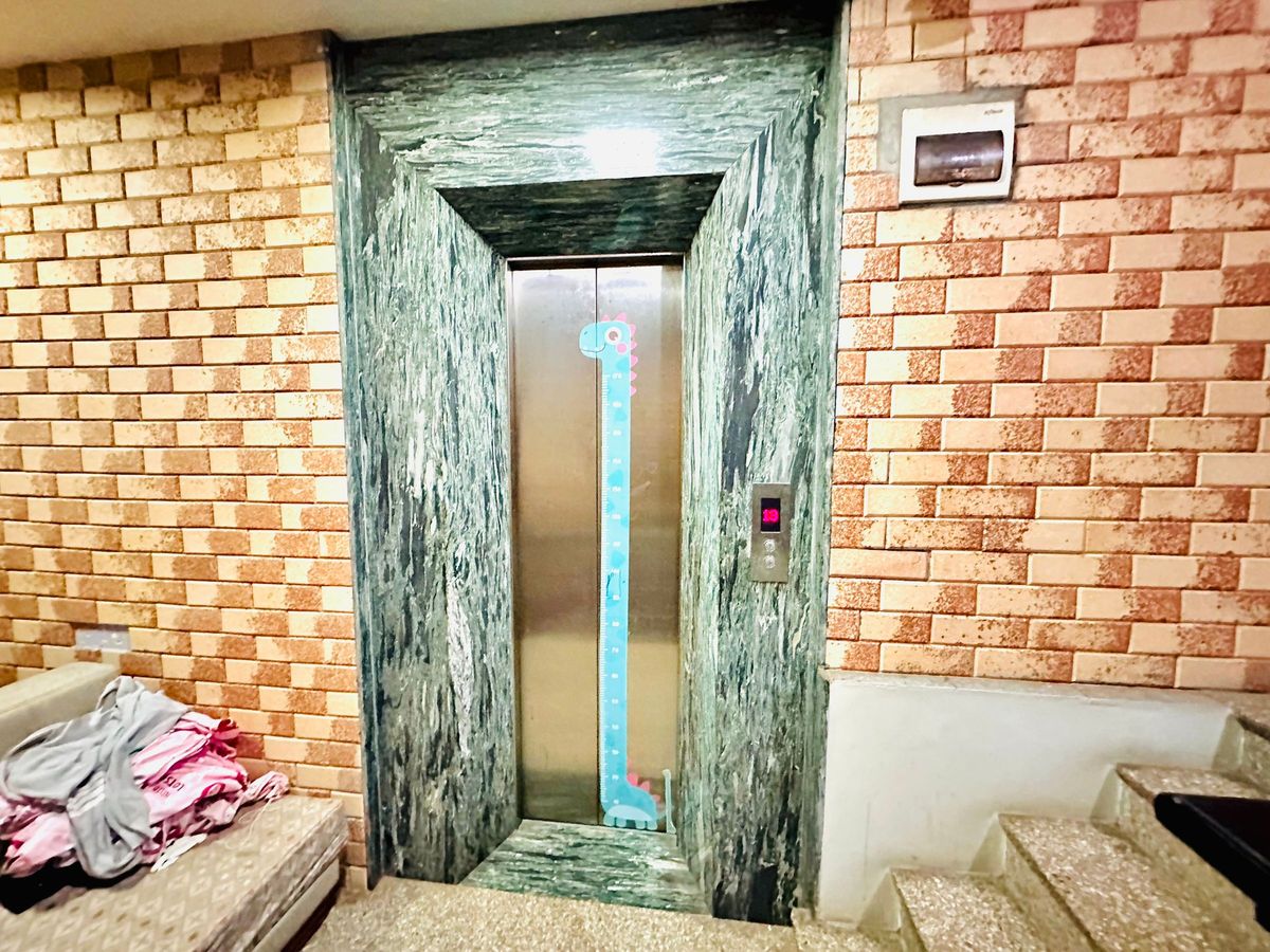 BÁN GẤP MP TRƯỜNG CHINH 86M2 7 TẦNG THANG MÁY MT 5M NHỈNH 24 TỶ