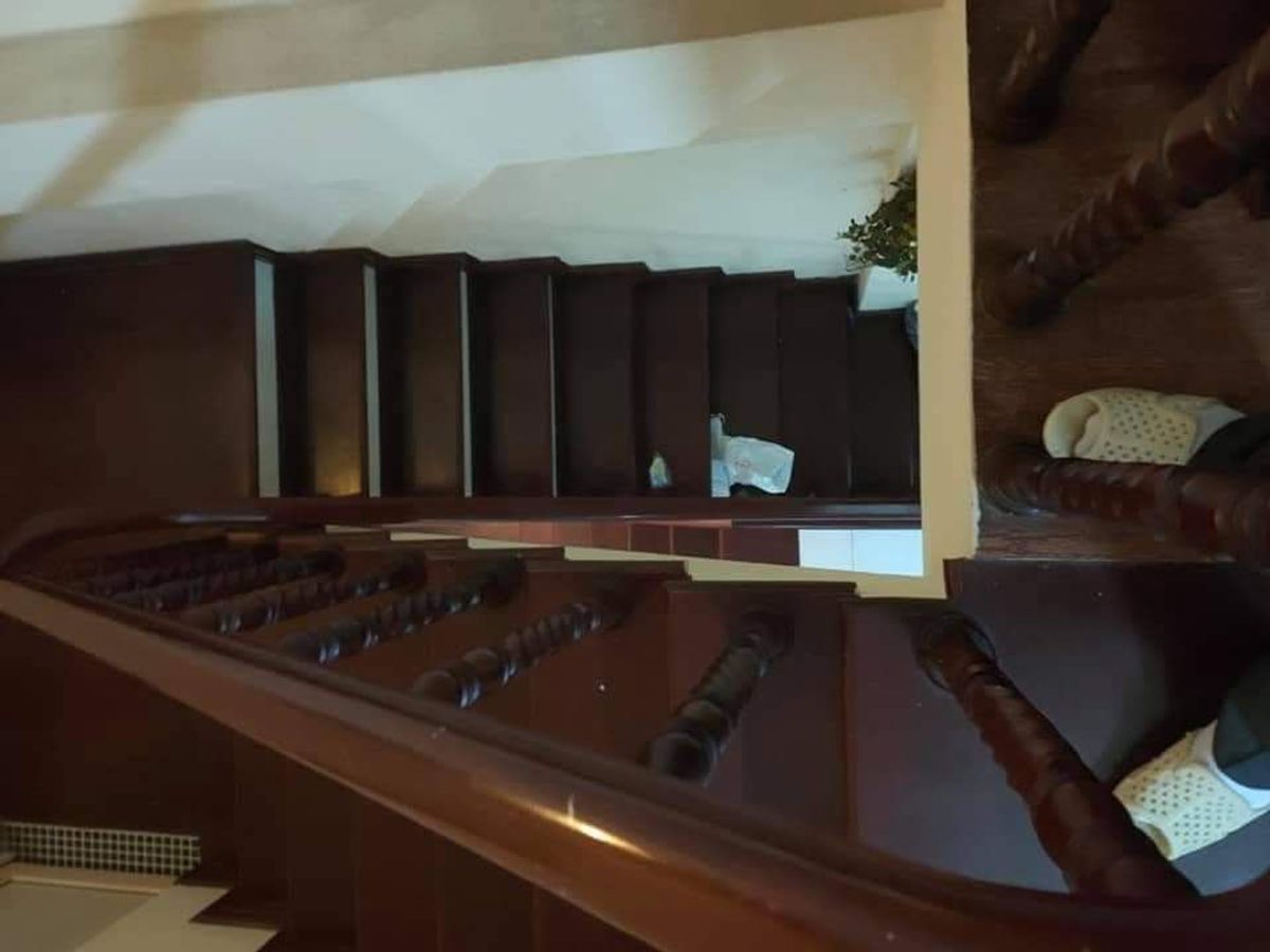 Bán Nhà Trường Chinh. Thanh Xuân. DT 111m2. MT 6m. 4 Tầng. Giá 9,98 Tỷ.