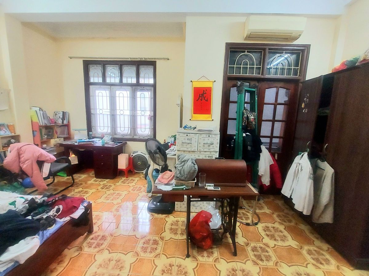 Bán Nhà Tô Vĩnh Diện. Thanh Xuân. Ô Tô. Kinh Doanh. DT 42m2. MT 6m. 4 Tầng. Giá 8,88 Tỷ.