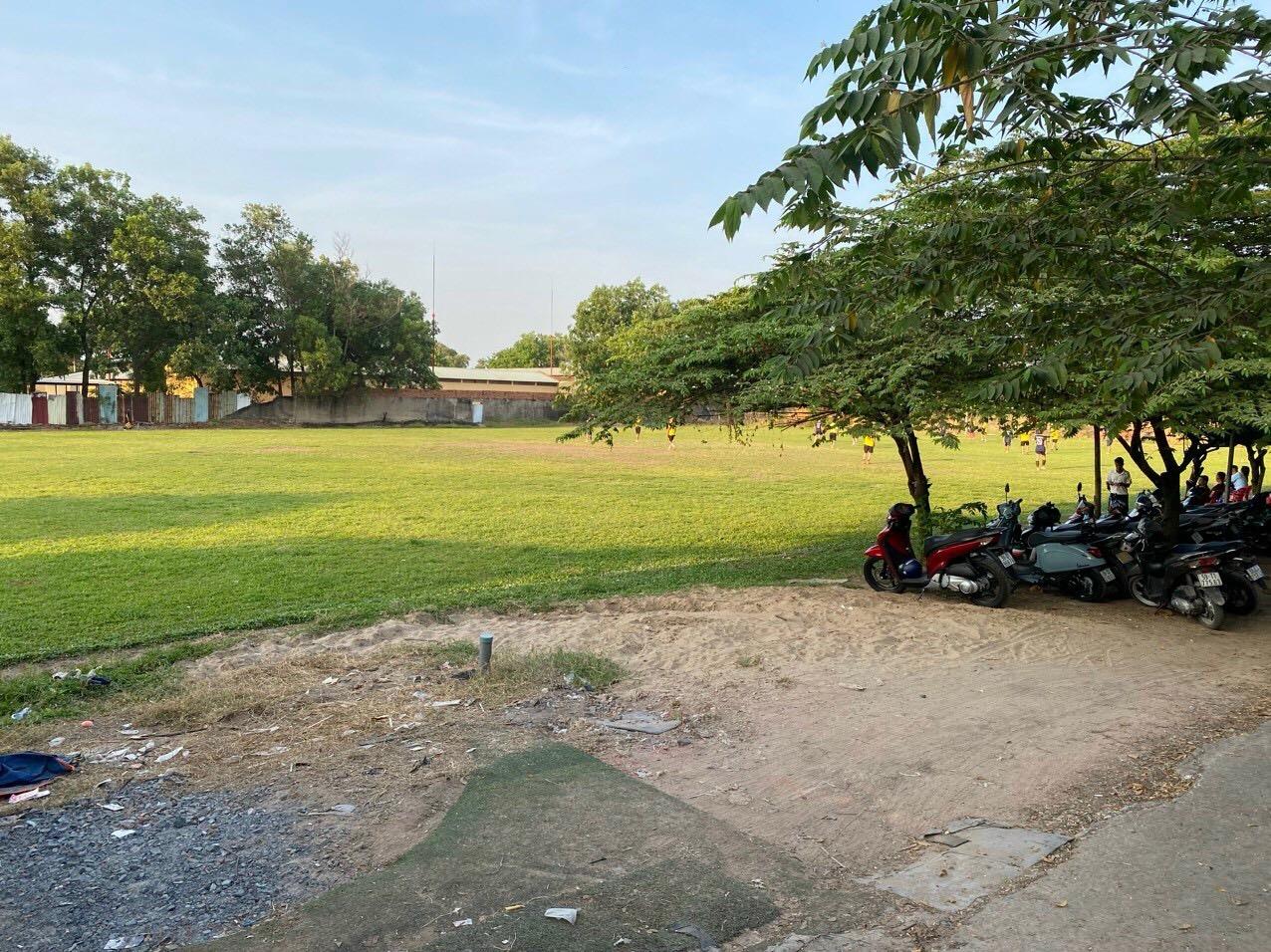 Bán nhà C4 Đường gần Mã Lò, Bình Tân, 70m, MT xe hơi đỗ, ngang đẹp 5m , 3.05 tỷ,