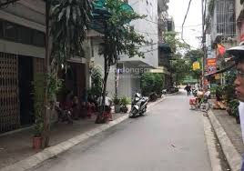 Nhà PL 2 mặt thoáng , ngõ to 2 ô tô tránh - vài bước ra phố Hoàng văn Thái