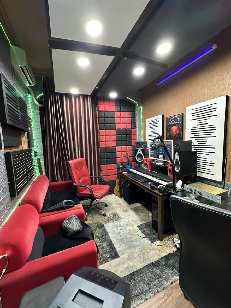 MẶT TIỀN THỤT LÊ VĂN SỸ 21m2 - TƯƠNG LAI MT ĐƯỜNG 30M - NHÀ BTCT Ở NGAY - 3 tầng BTCT 2pn và 3wc