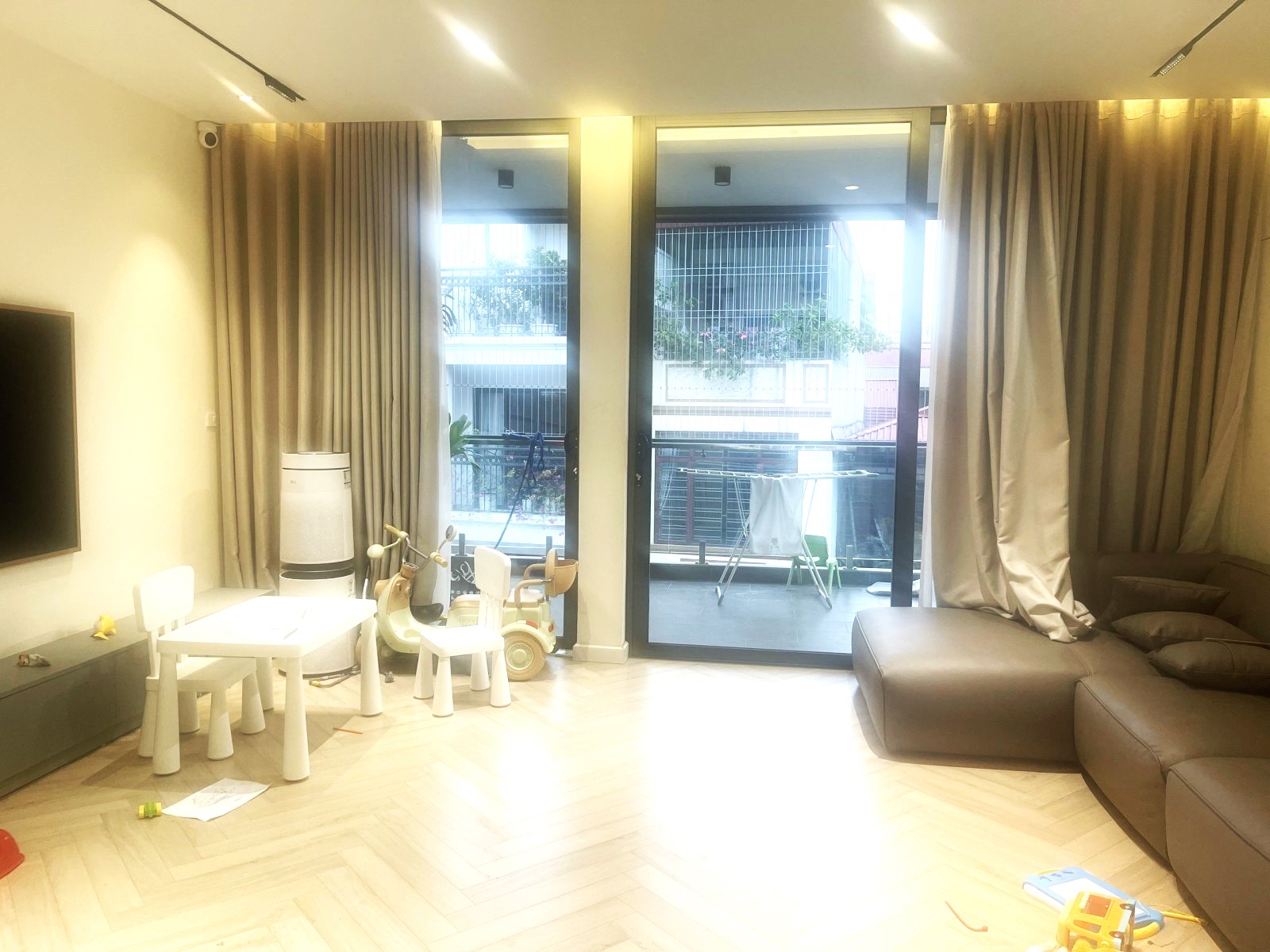 Vuông đẹp, nở hậu, vừa ở vừa kinh doanh trung tâm Đống Đa Thang máy nhập khẩu 90m 6 tầng 30 tỷ