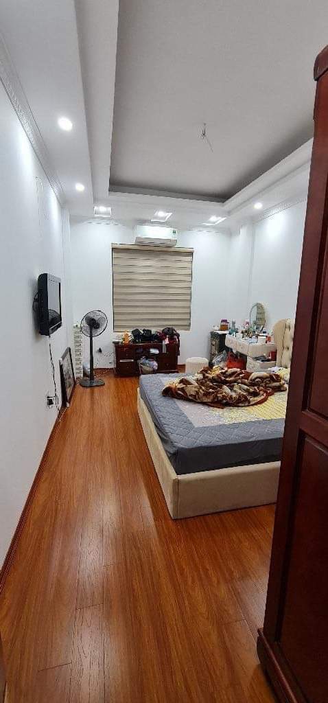 Bán nhà Cầu cốc-Tây Mỗ, 3 bước ra Vin, View đẹp, ở Sướng.