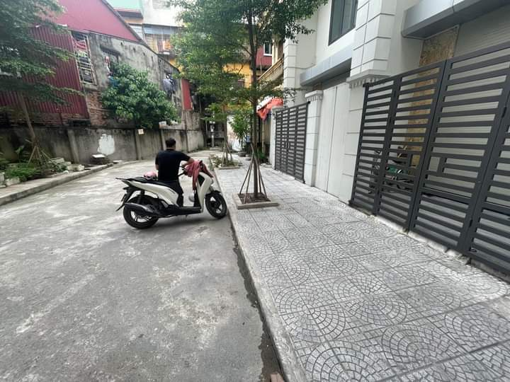 TRUNG TÂM BA ĐÌNH – Ô TÔ TRÁNH – VỈA HÈ KD – 90M – 5 TẦNG – 17.9 TỶ.