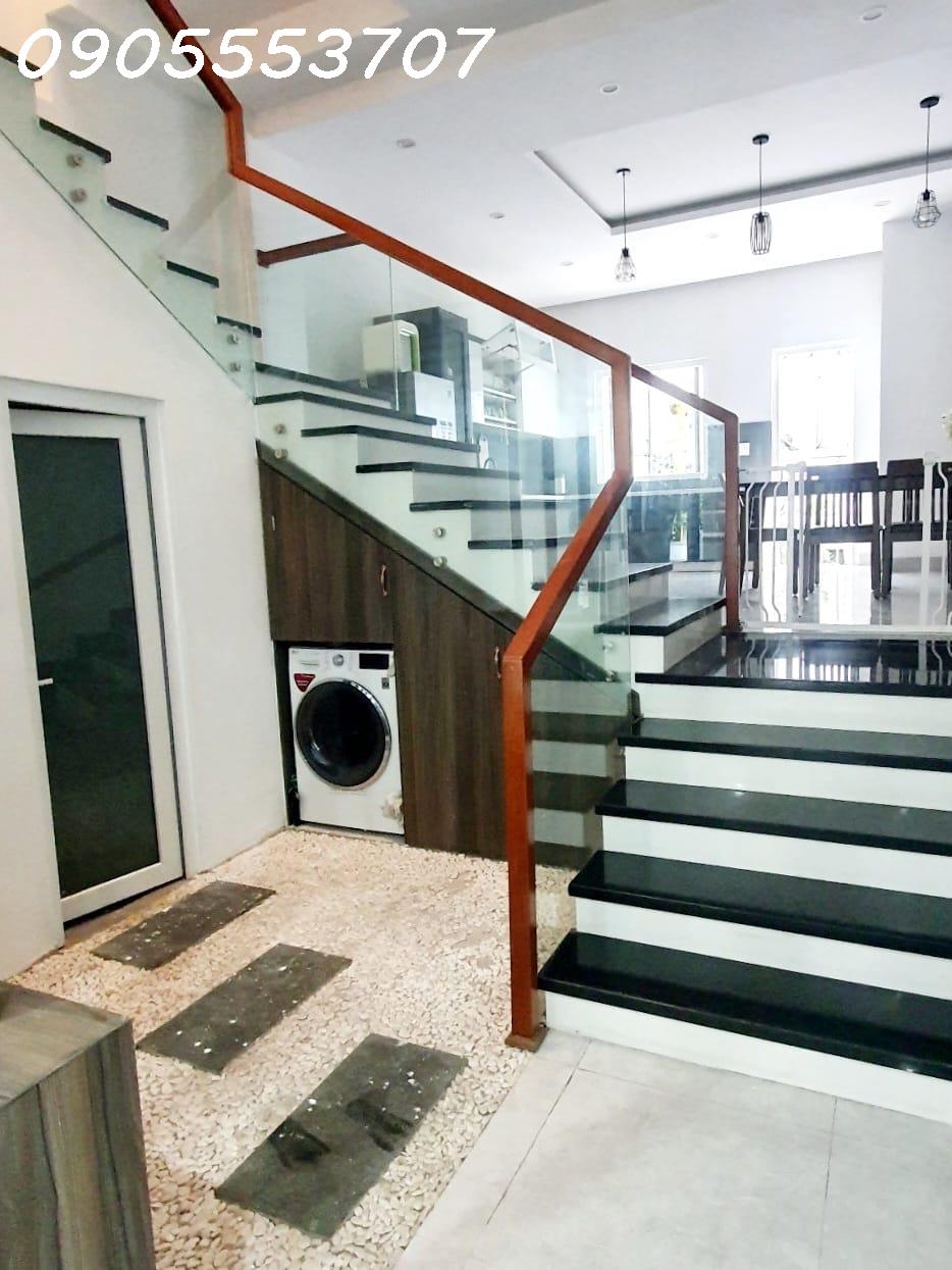 NHÀ ĐẸP TT CẨM LỆ, ĐN - Ô TÔ VÀO NHÀ - DT HƠN 100M2 - SÁT NGAY MẶT TIỀN - CHỈ 3 TỶ