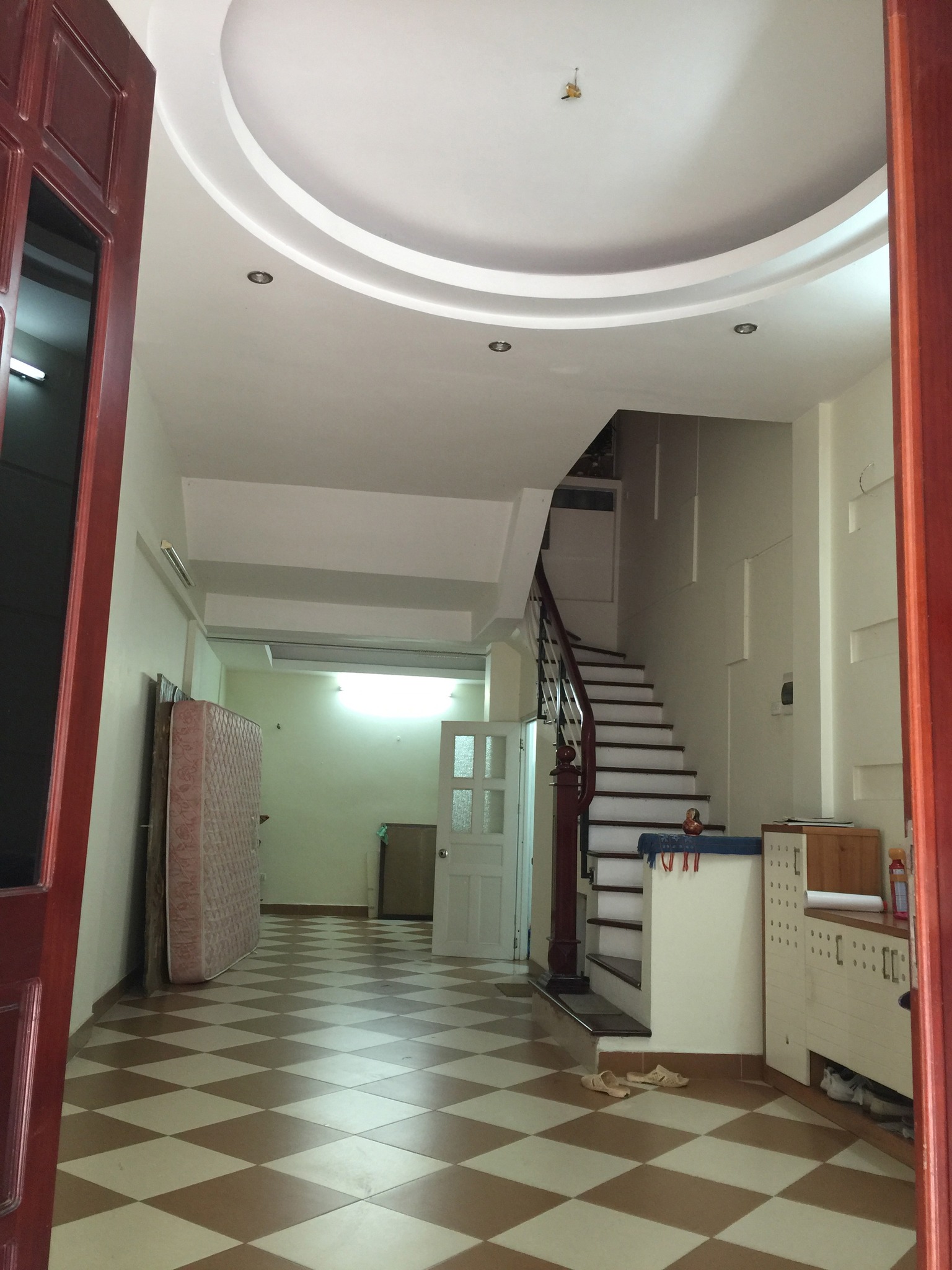 Cho thuê liền kề 5 tầng ở ngõ 67 Phùng Khoang, Nam Từ Liêm. 17tr