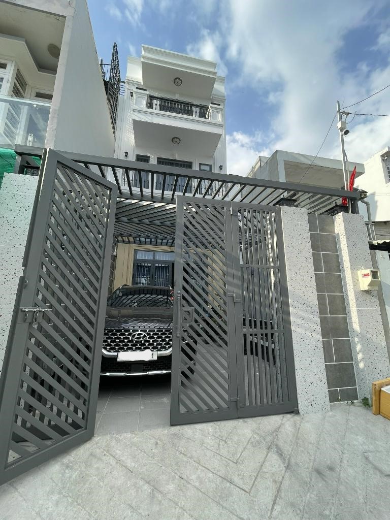 Bán nhà Huỳnh Tấn Phát, Thị trấn Nhà Bè, DT 115 x 3 tầng (5x23) Giá 7,5 tỷ tl