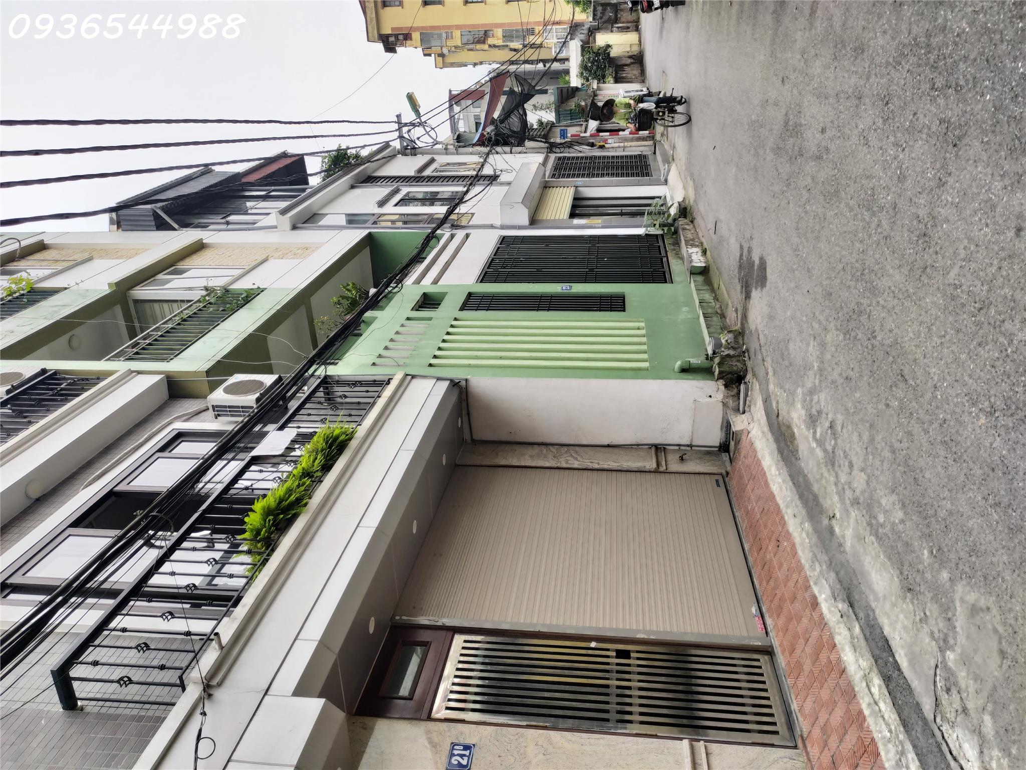 Bán nhà 5 tầng ven hồ Thạch Bàn, kinh doanh, văn phòng, chỉ 8.6 tỷ