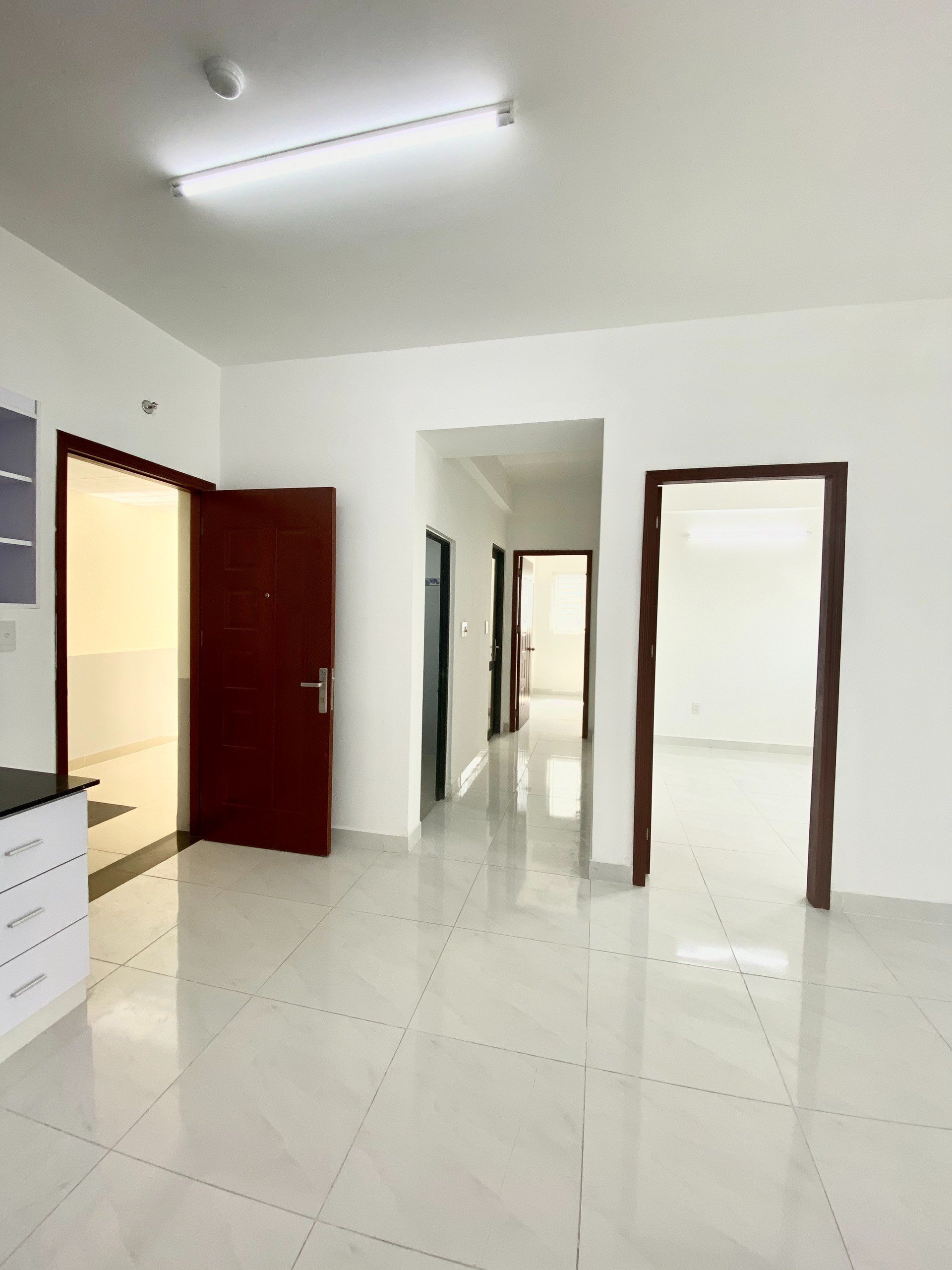 Căn Cuờng Thuận 2PN thương mại sổ sẵn sang tên ngay vay ngân hàng 70%