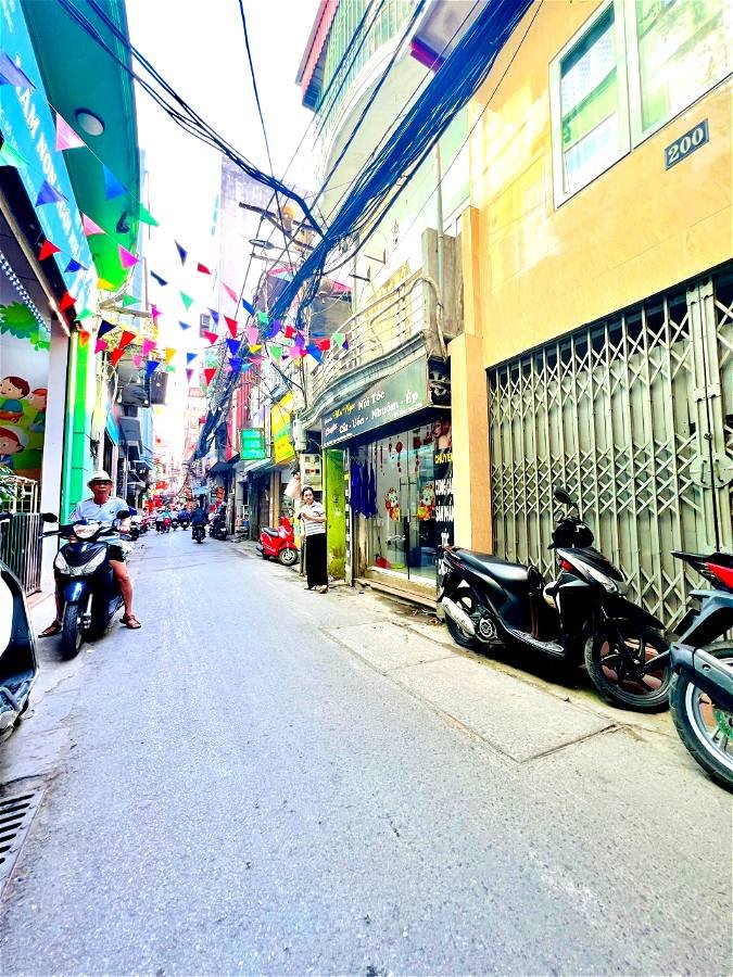 Bán Đất Mặt Phố Chợ Khâm Thiên Quận Đống Đa. 69m Mặt Tiền 4m Nhỉnh 12 Tỷ. Cam Kết Ảnh Thật Mô Tả Chính Xác. Chủ Cần Bán