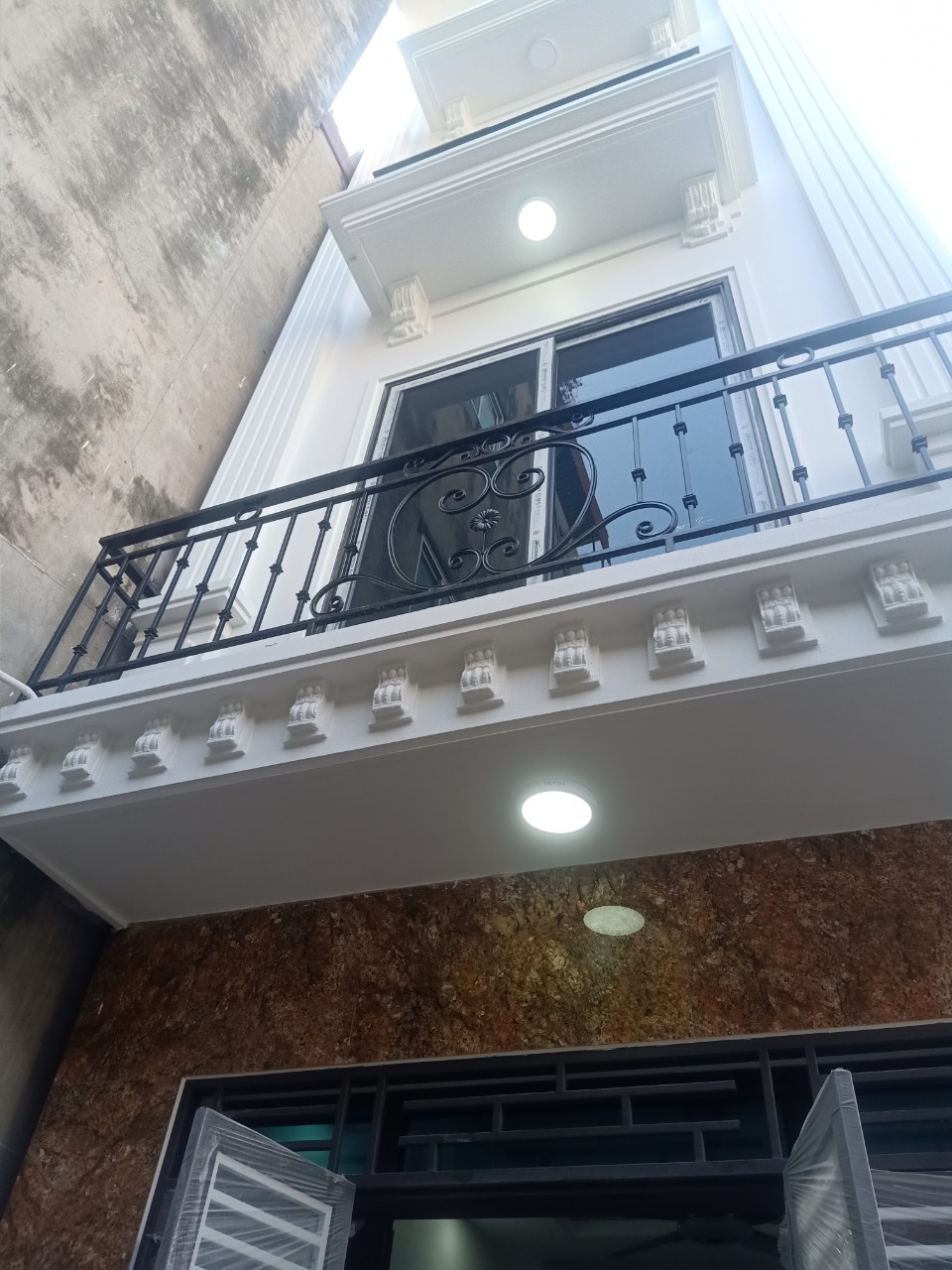 BÁN NHÀ 39M x 5 TẦNG, MT 3.5M, GIÁ 4.9 TỶ QUANG TIẾN, NAM TỪ LIÊM