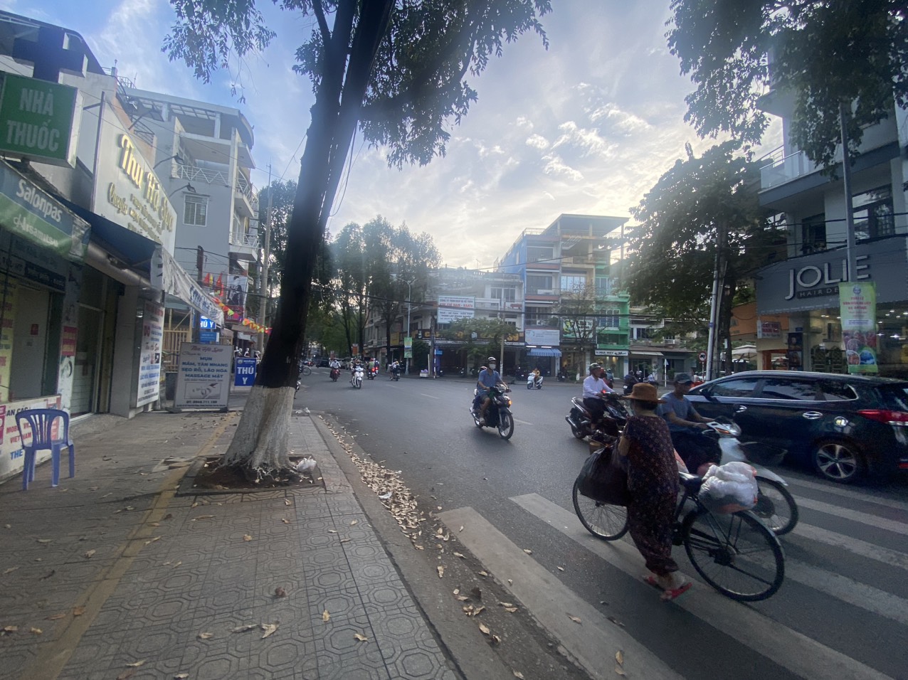 Cần bán nhà 2lầu mặt tiền đường Phan Đình Phùng TP Biên Hoà