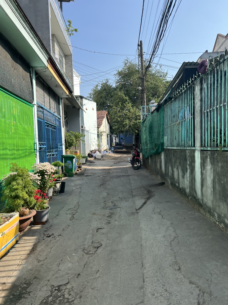 Bán đất Linh Xuân tặng Nhà cũ 132m2, giá 4.1 tỷ, sổ hồng riêng