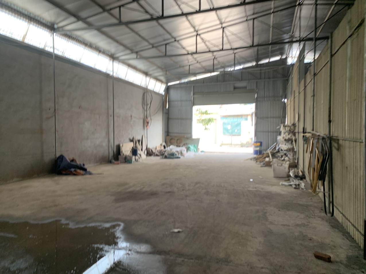 Cho thuê kho xưởng tại La Tinh , Hoài Đức, Hà Nội. Diện tích 660m, kho xưởng cao 7m, xe container đỗ cửa giá rẻ