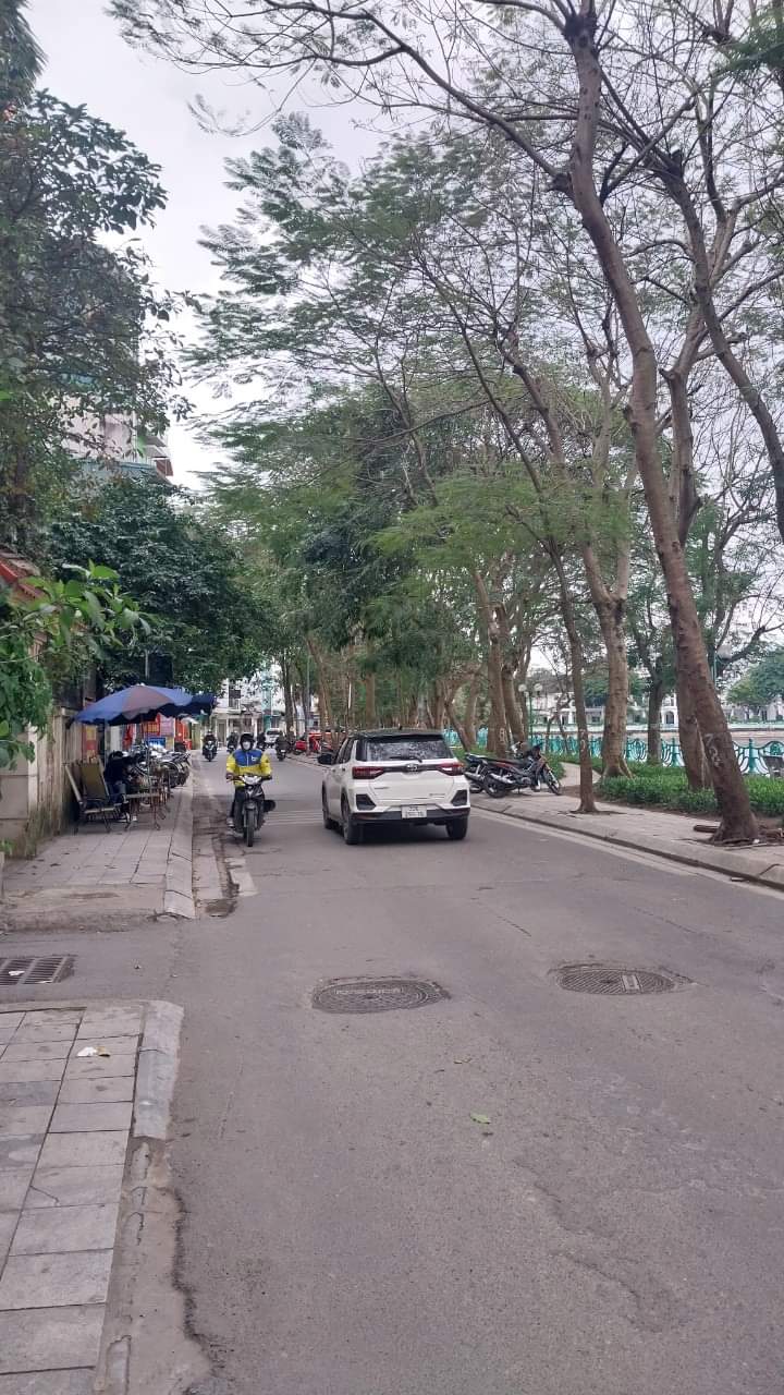 Hàng Xóm KĐT Định Công, Lô Đất Phố Định Công Hạ 230m x MT 7m. Giá 21.5 tỷ.