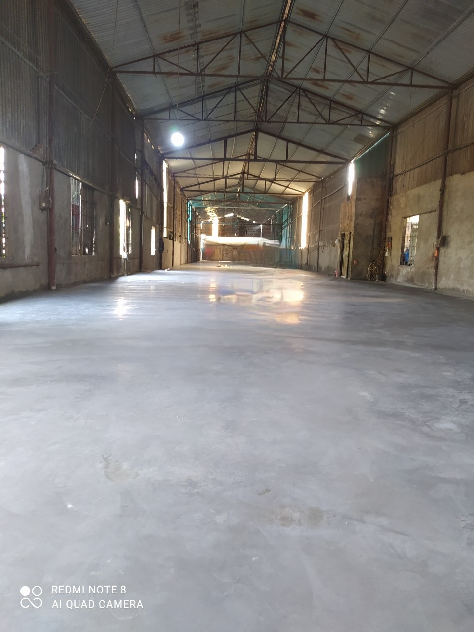 Cho thuê kho xưởng tại Lại Dụ , An Thượng, Hoài Đức, Hà Nội. Diện tích 730m và 300m tường xây cao 7m, xe container đỗ